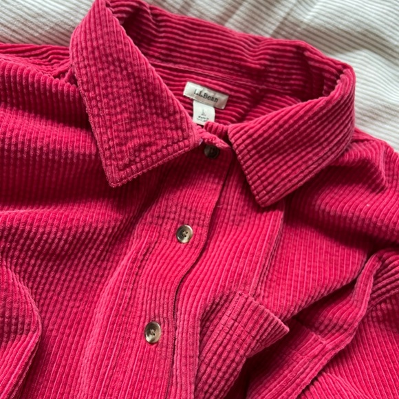 L.L Beans Red corduroy - Picture 1 of 4
